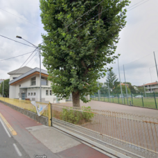 Partenza dal sotto il portico
