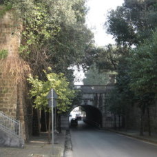Ponte di Sala, sotto la Fontana di Eolo del Parco Reale - Sala (CE)