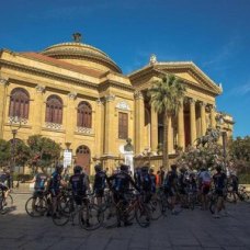 Piazza Verdi  - Teatro Massimo Km. 0 -  KM. 210