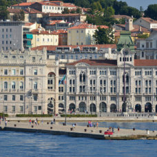 Piazza UnitÃ  dal Molo Audace