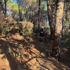 Ingresso con possibilità di dover spingere la bici