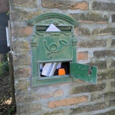 Timbro in buchetta posta fuori dal cancello