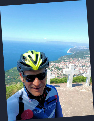 Racconto a caldo della Rando dei Titani, la corsa in bici delle due regioni, sviluppata su un percorso di circa 600 km e 9.000 m di dislivello, tra Calabria e Sicilia.